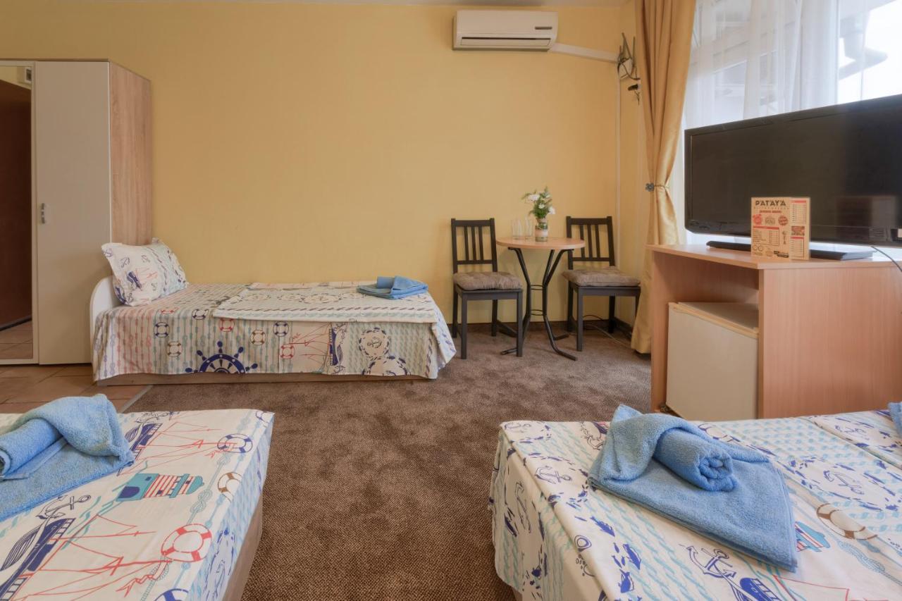 Kazlarov Guest House Китен Экстерьер фото