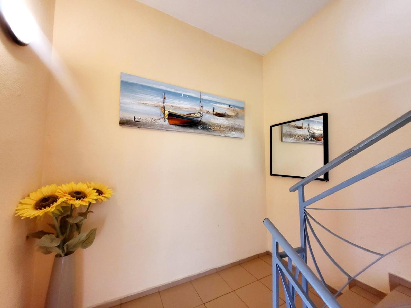 Kazlarov Guest House Китен Экстерьер фото